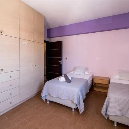 Town Apartament *